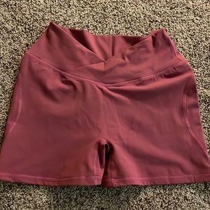 Alphalete shorts 🩷